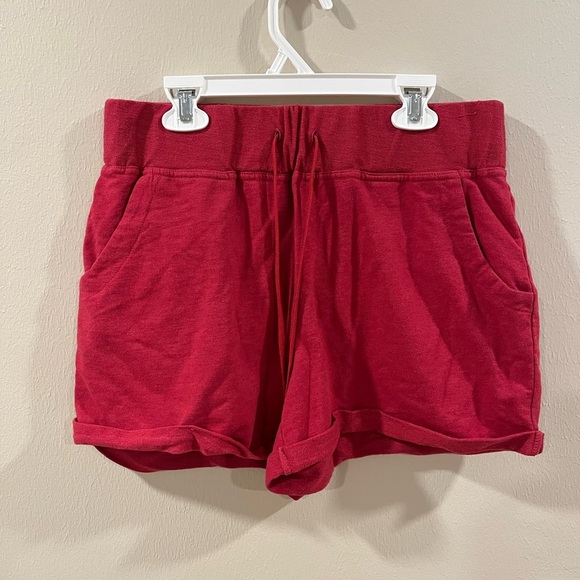 Shorts - Picture 1 of 3